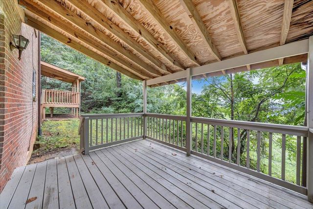 1702 Elbert Dr # 1704 # And, Roanoke, VA 24018