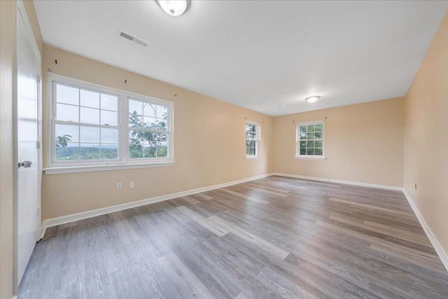 1702 Elbert Dr # 1704 # And, Roanoke, VA 24018