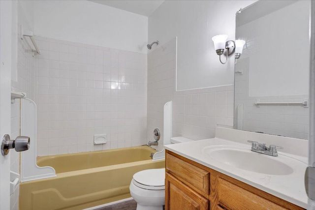 1702 Elbert Dr # 1704 # And, Roanoke, VA 24018