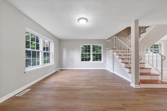 1702 Elbert Dr # 1704 # And, Roanoke, VA 24018