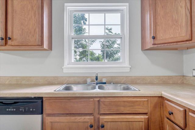 1702 Elbert Dr # 1704 # And, Roanoke, VA 24018