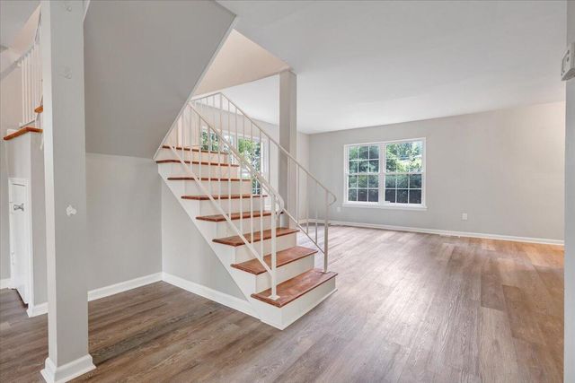 1702 Elbert Dr # 1704 # And, Roanoke, VA 24018