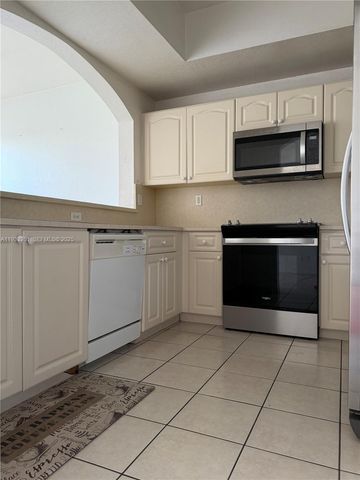 8854 W Flagler St 210, Miami, FL 33174