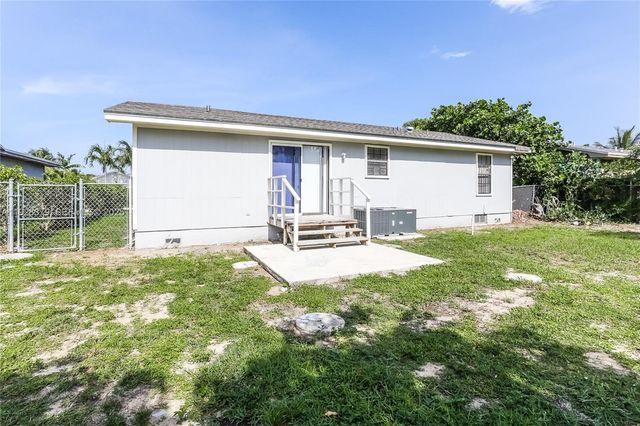 7303 Thatcher Ave 0, Lake Worth, FL 33462