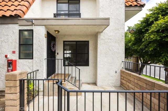 2206 N Broadway 27, Santa Ana, CA 92706