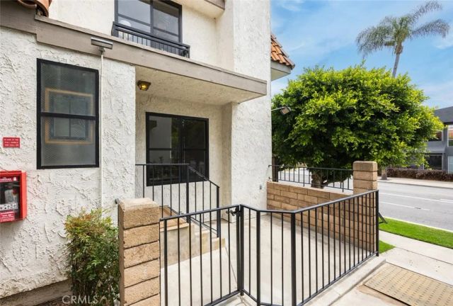 2206 N Broadway 27, Santa Ana, CA 92706