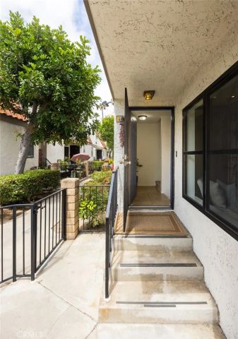 2206 N Broadway 27, Santa Ana, CA 92706