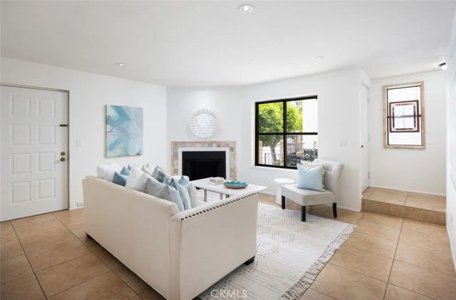 2206 N Broadway 27, Santa Ana, CA 92706
