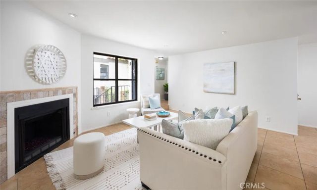 2206 N Broadway 27, Santa Ana, CA 92706