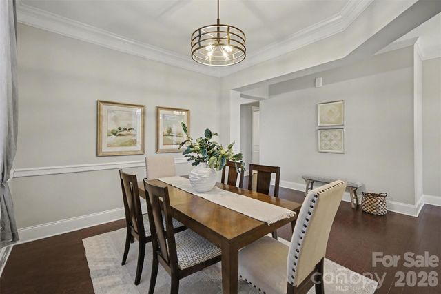 15828 Vale Ridge Drive, Charlotte, NC 28278