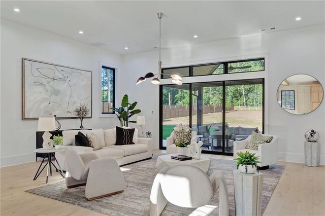 115 Nova Lane, Roswell, GA 30075