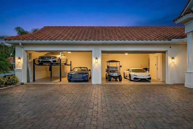 2820 S ASCIANO COURT, New Smyrna Beach, FL 32168