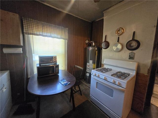 884 Cowan, Macon, GA 31217