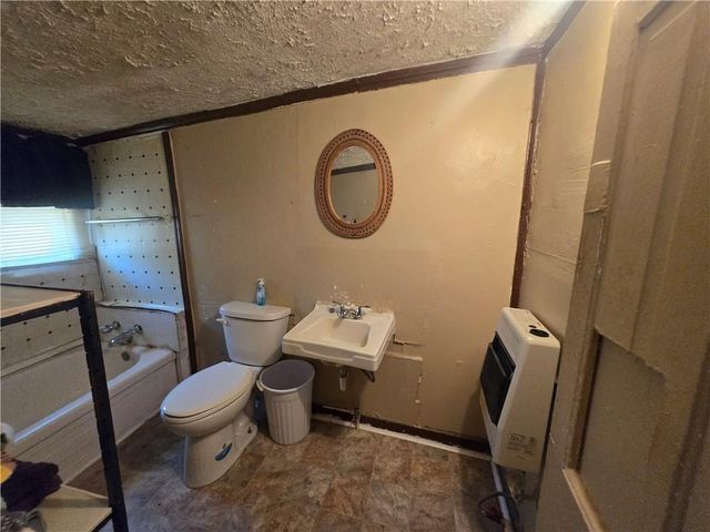 884 Cowan, Macon, GA 31217
