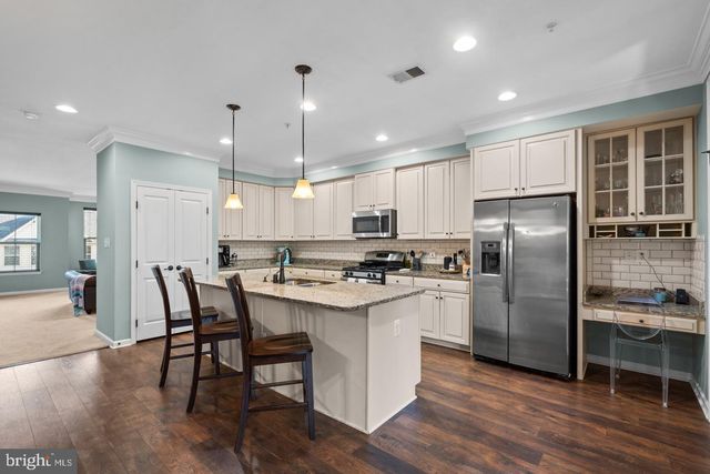5926 LEBEN DR, Frederick, MD 21703