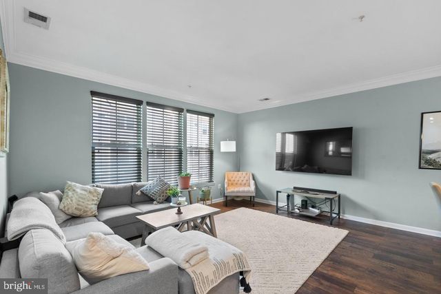 5926 LEBEN DR, Frederick, MD 21703