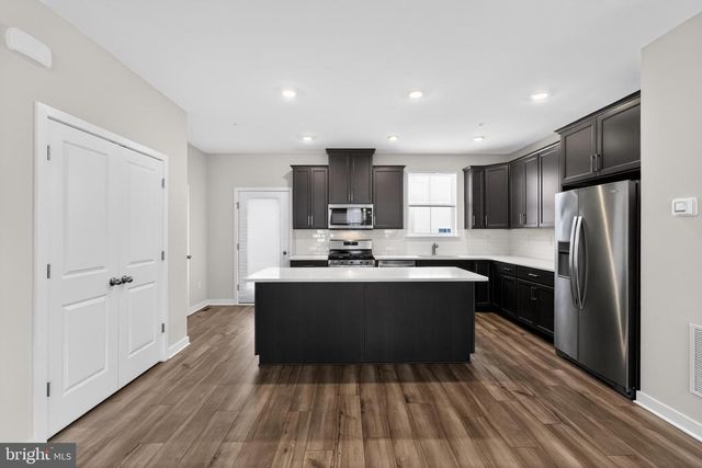 70 CONTINENTAL WAY, Bridgeport, PA 19405