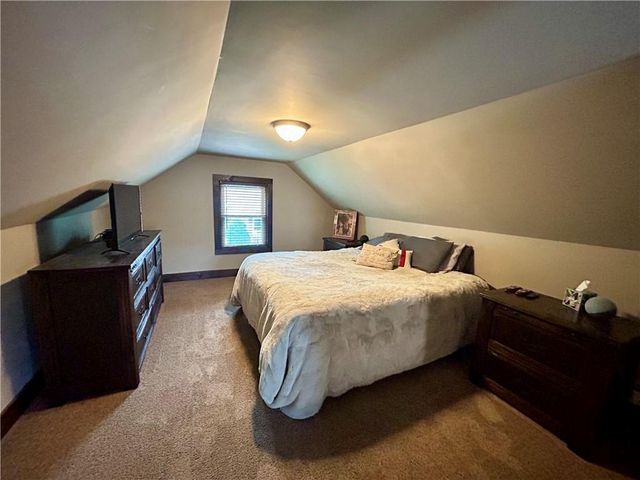 2226 Valley View Place, Eau Claire, WI 54703