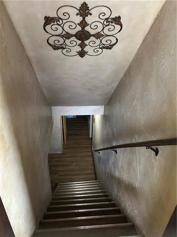 2226 Valley View Place, Eau Claire, WI 54703