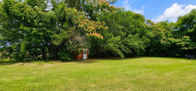 124 Whistling Swan Road, Elloree, SC 29047
