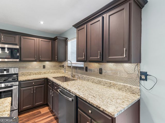 424 Browning Field Way, Hampton, GA 30228