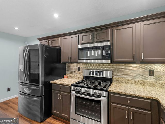 424 Browning Field Way, Hampton, GA 30228