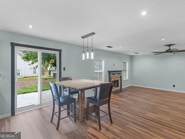 424 Browning Field Way, Hampton, GA 30228