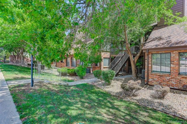 804 S Vance Street C, Lakewood, CO 80226
