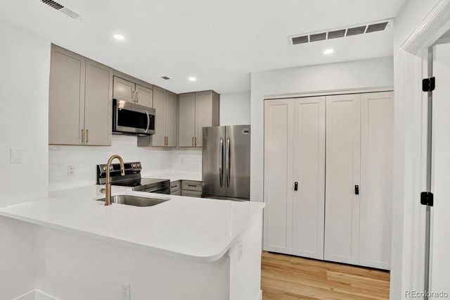 804 S Vance Street C, Lakewood, CO 80226