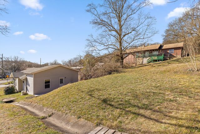 153 Signal Hills Drive, Chattanooga, TN 37405