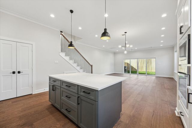 1303 Cordel Street B, Houston, TX 77009