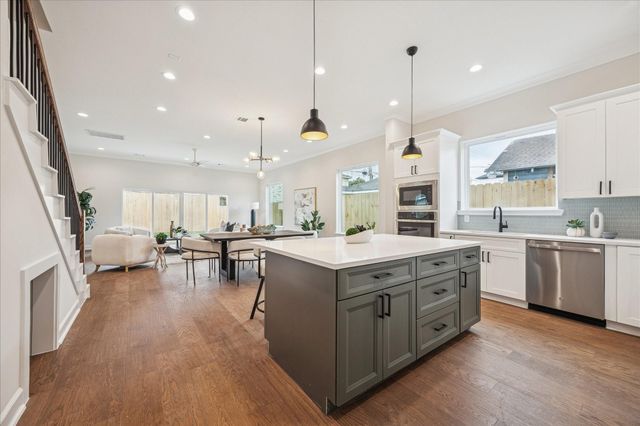 1303 Cordel Street B, Houston, TX 77009