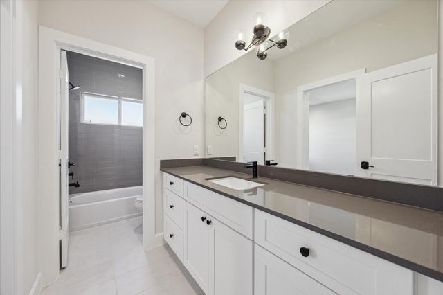 1303 Cordel Street B, Houston, TX 77009