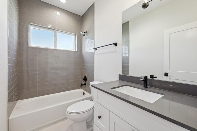 1303 Cordel Street B, Houston, TX 77009