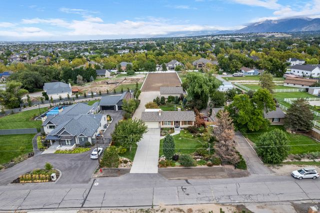 835 E CANYON BREEZE LN, Draper, UT 84020