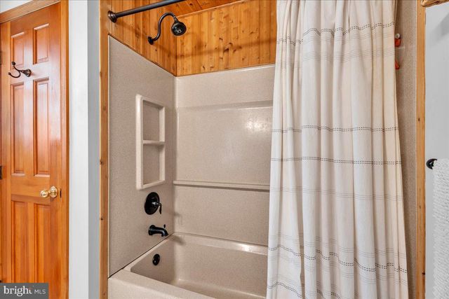 1730 PARVIN MILL RD, Pittsgrove, NJ 08318