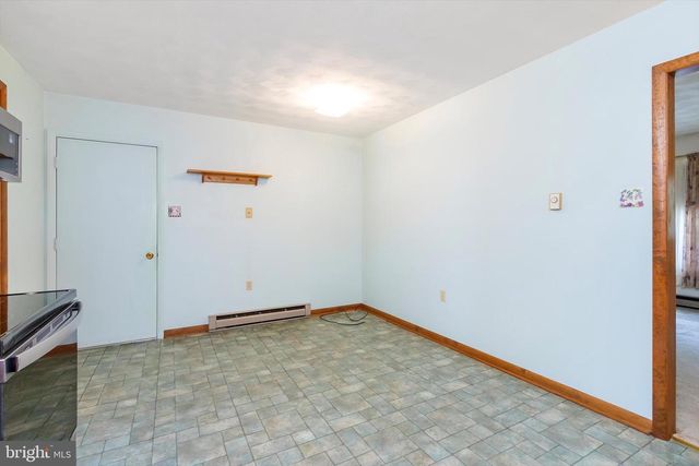 391 KING ST, Kearneysville, WV 25430