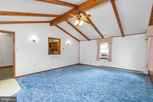 391 KING ST, Kearneysville, WV 25430