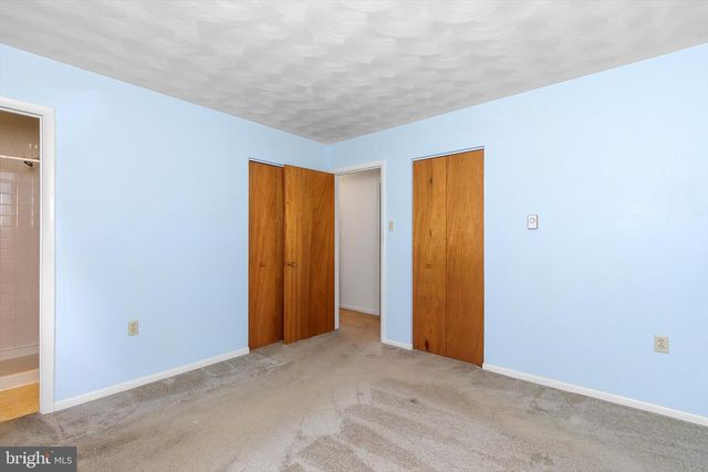 391 KING ST, Kearneysville, WV 25430