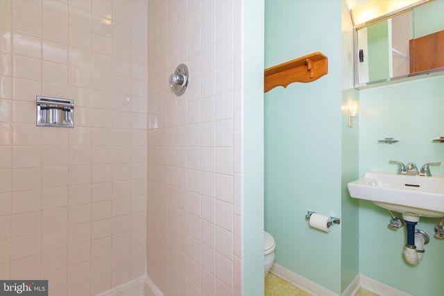 391 KING ST, Kearneysville, WV 25430