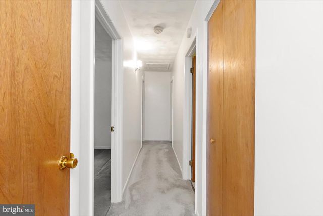 391 KING ST, Kearneysville, WV 25430