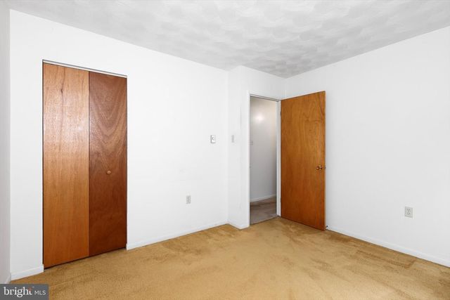 391 KING ST, Kearneysville, WV 25430