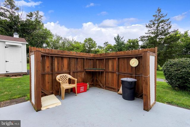 391 KING ST, Kearneysville, WV 25430