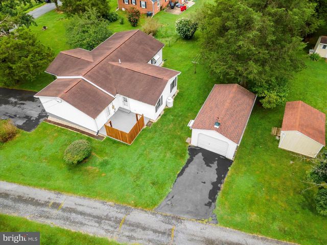 391 KING ST, Kearneysville, WV 25430