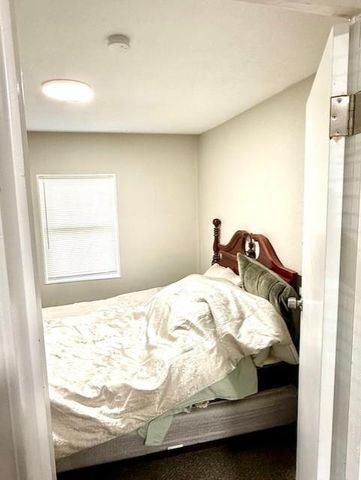 8309 Wabash Avenue, Kansas City, MO 64132