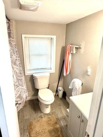 8309 Wabash Avenue, Kansas City, MO 64132