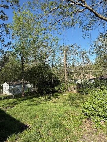 8309 Wabash Avenue, Kansas City, MO 64132