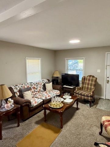 8309 Wabash Avenue, Kansas City, MO 64132