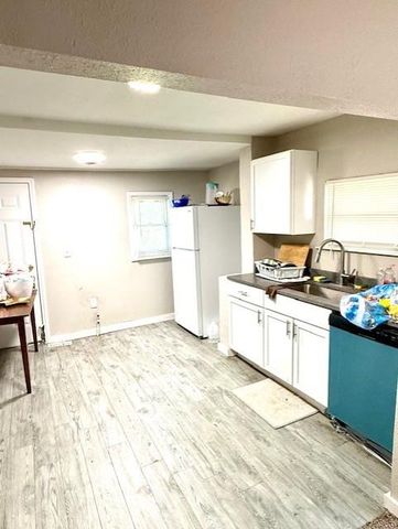 8309 Wabash Avenue, Kansas City, MO 64132