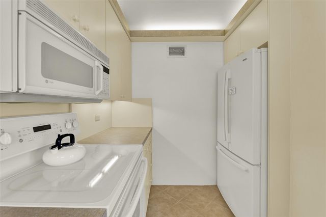 1010 S Ocean Boulevard 1509, Pompano Beach, FL 33062